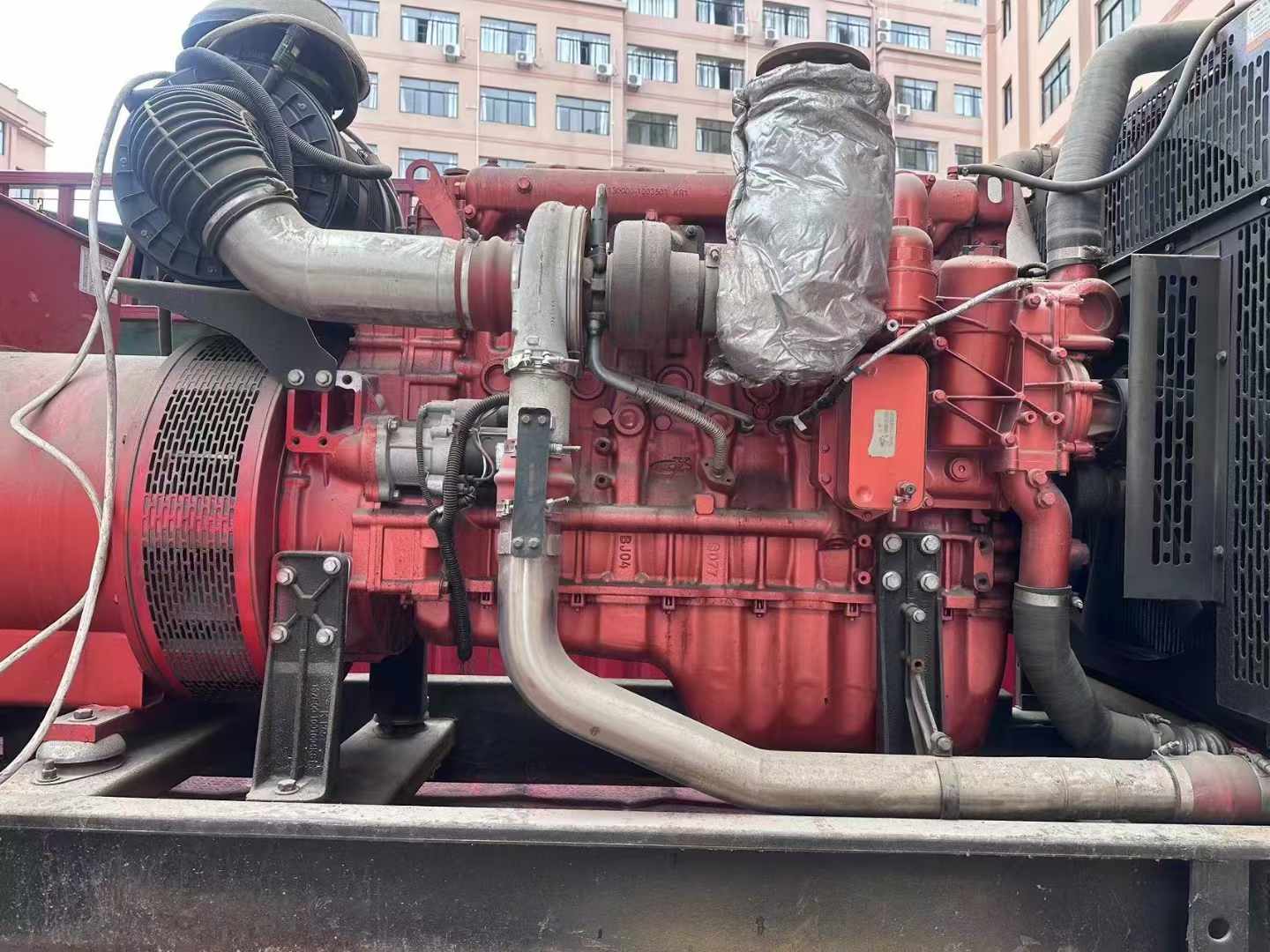 荥阳如何选择适合 600kW 柴油发电机组的过载保护器？